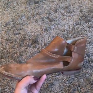 Free people rustic flats